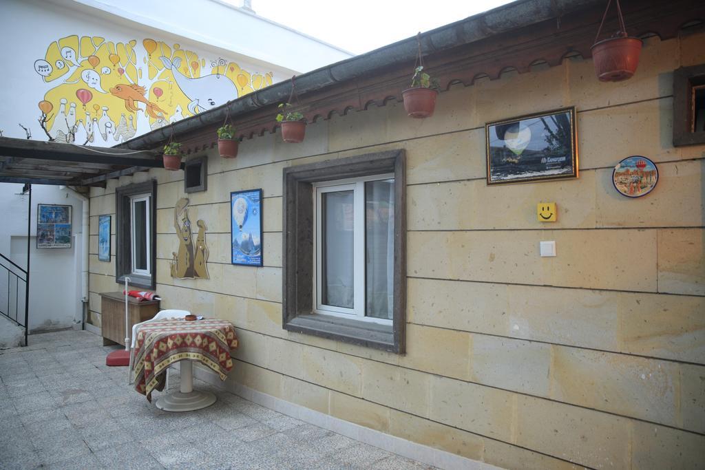 Bed and Breakfast Happydocia Göreme Zewnętrze zdjęcie