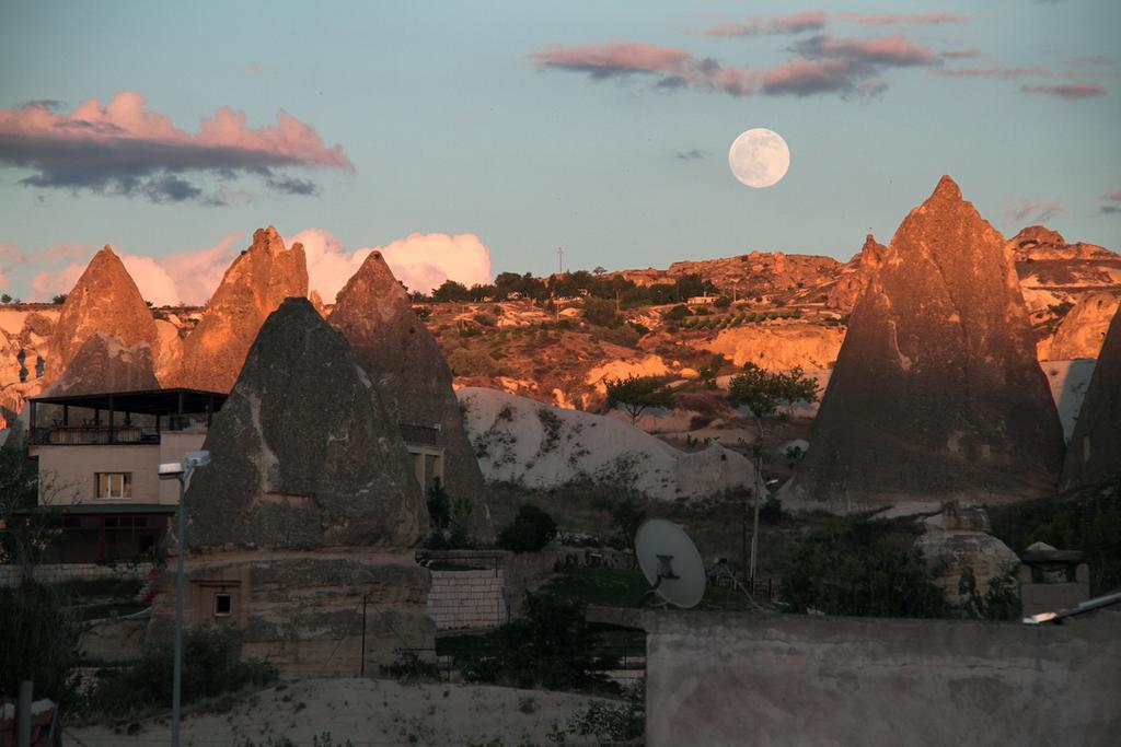 Bed and Breakfast Happydocia Göreme Zewnętrze zdjęcie